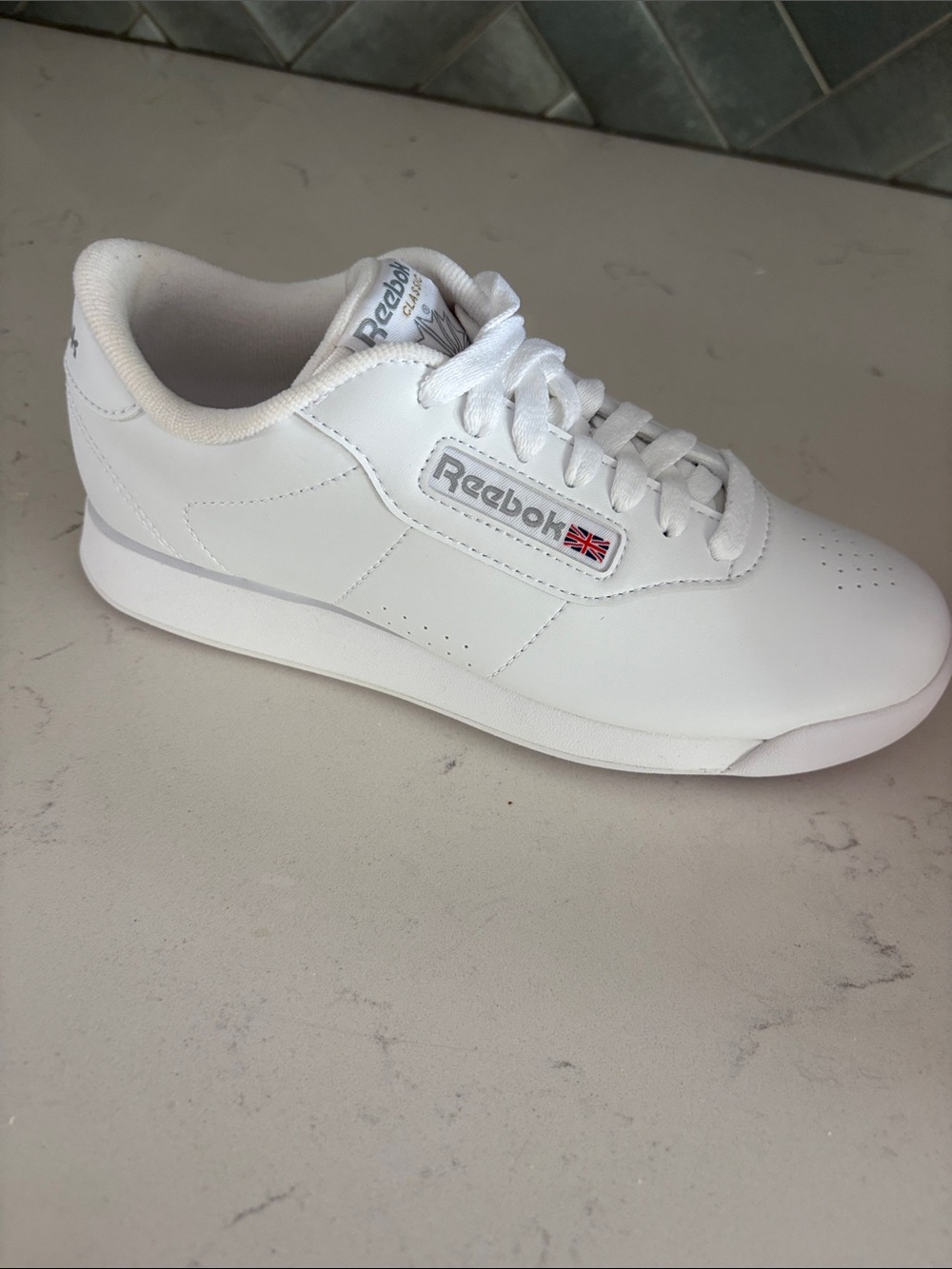 Reebok White Women's Classic Sneakers new